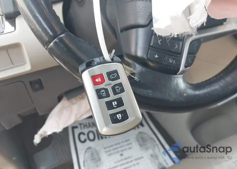 2019 Toyota Sienna Xle 8 Passenger from USA, damaged, VIN 5TDYZ3DCXKS973983